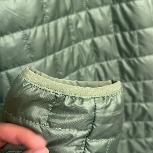 Patagonia light jacket - Picture 4 of 12